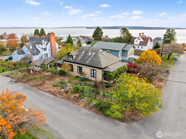 538 Adams Street, Port Townsend, WA 98368