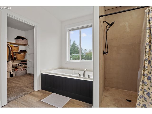 114 WILD DAISY Dr, Ariel, WA 98603