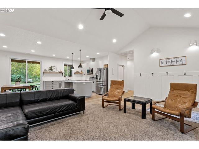 114 WILD DAISY Dr, Ariel, WA 98603