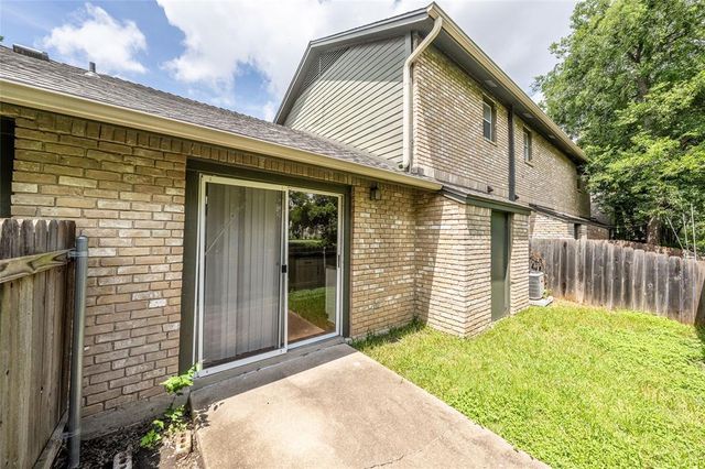1015 E Yager LN 84, Austin, TX 78753