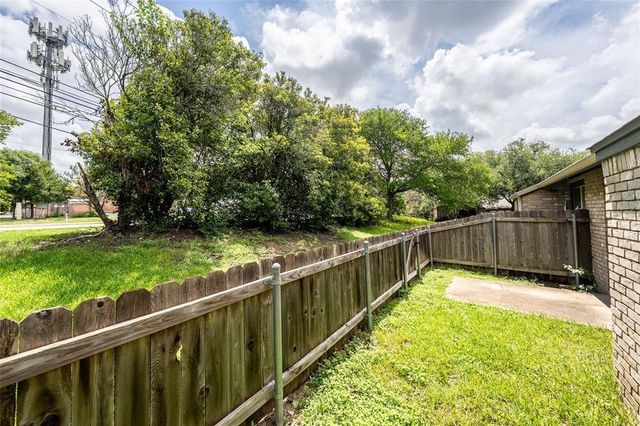 1015 E Yager LN 84, Austin, TX 78753