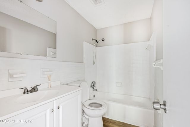 1716 EL CAMINO Road 6, Jacksonville, FL 32216