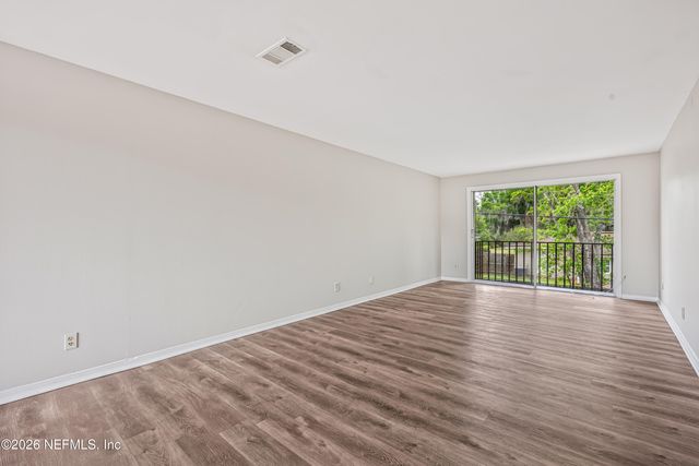 1716 EL CAMINO Road 6, Jacksonville, FL 32216