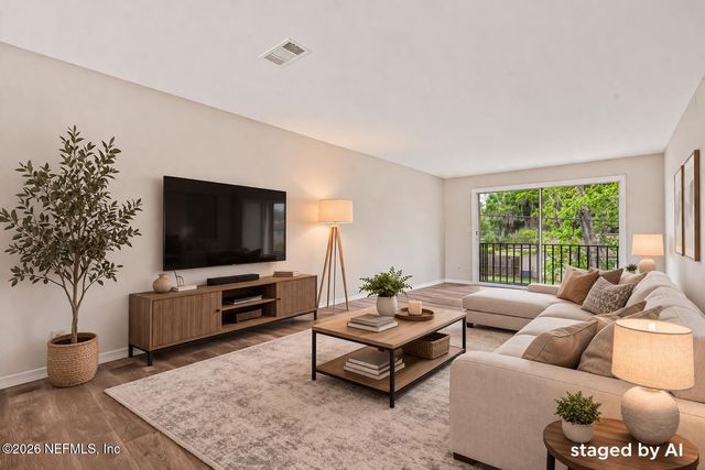 1716 EL CAMINO Road 6, Jacksonville, FL 32216