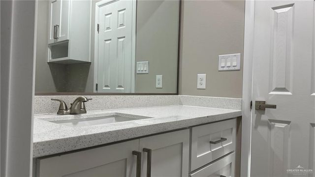 3711 Chapa Avenue, Palmview, TX 78572