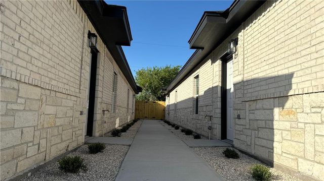 3711 Chapa Avenue, Palmview, TX 78572