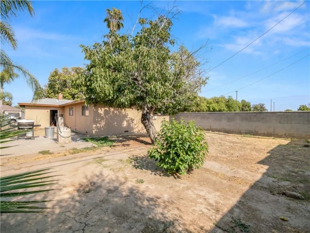 2554 S Poppy Avenue, Fresno, CA 93706