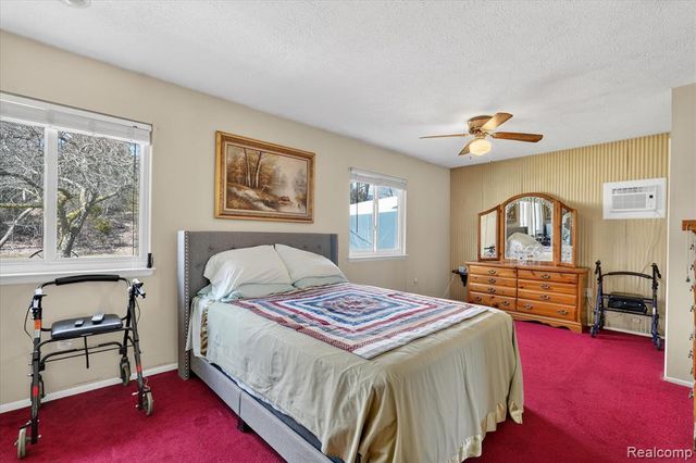 3318 Shawnee Trail, Pinckney, MI 48169