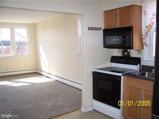 407 W LOGAN ST, Norristown, PA 19401