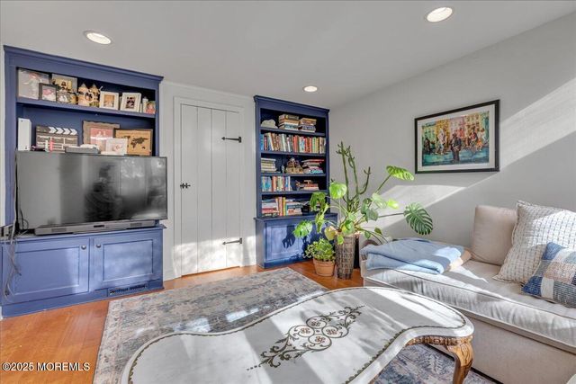 630 Kings Highway E, Atlantic Highlands, NJ 07716