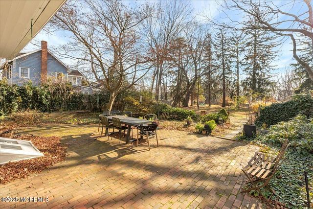 630 Kings Highway E, Atlantic Highlands, NJ 07716