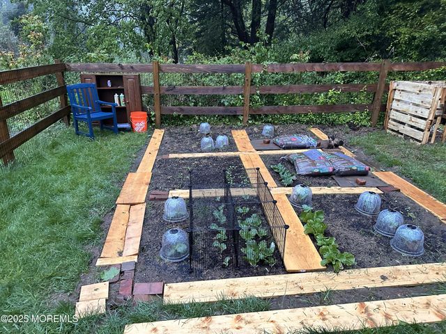 630 Kings Highway E, Atlantic Highlands, NJ 07716