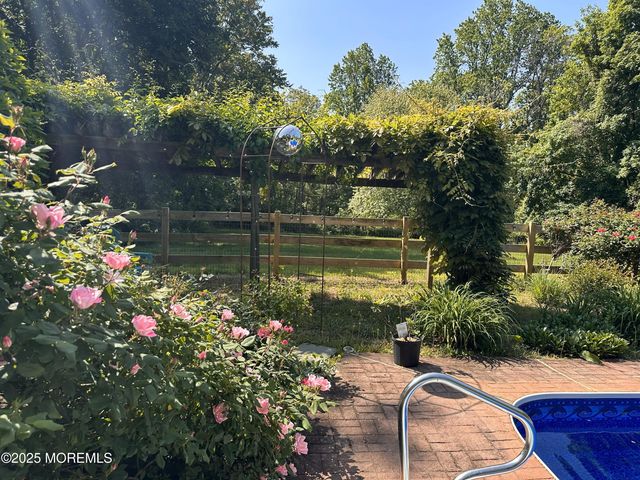 630 Kings Highway E, Atlantic Highlands, NJ 07716