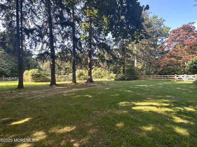 630 Kings Highway E, Atlantic Highlands, NJ 07716