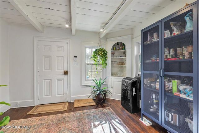 630 Kings Highway E, Atlantic Highlands, NJ 07716