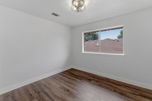 913 Remington Drive, Saginaw, TX 76131