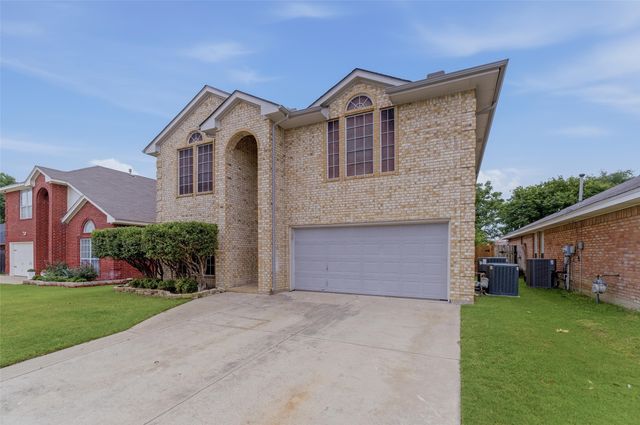 913 Remington Drive, Saginaw, TX 76131