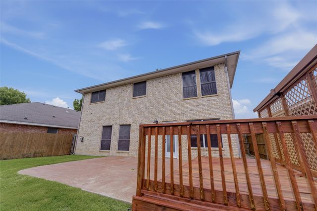 913 Remington Drive, Saginaw, TX 76131