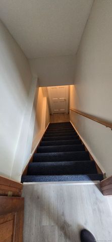 106 Wakelee Road APT 1, Waterbury, CT 06705