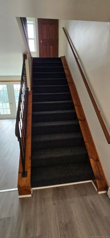 106 Wakelee Road APT 1, Waterbury, CT 06705