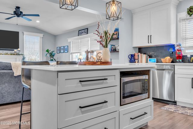 118 Maple Street, Toms River, NJ 08753