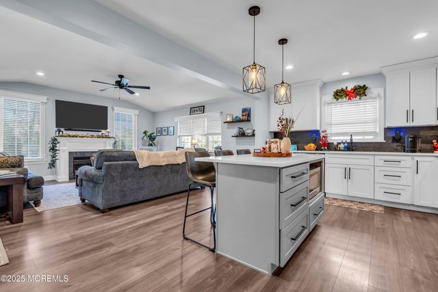 118 Maple Street, Toms River, NJ 08753