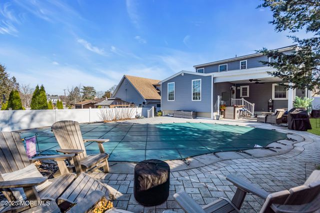 118 Maple Street, Toms River, NJ 08753