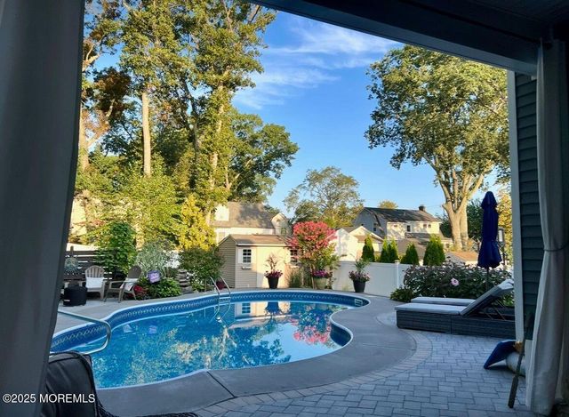 118 Maple Street, Toms River, NJ 08753