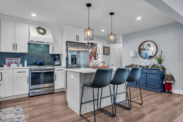 118 Maple Street, Toms River, NJ 08753