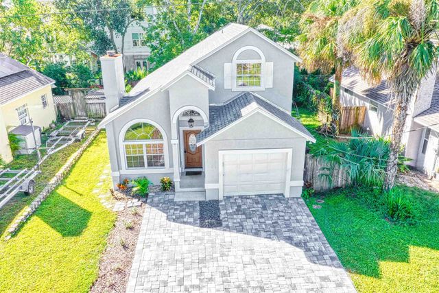 303 D St, St Augustine, FL 32080