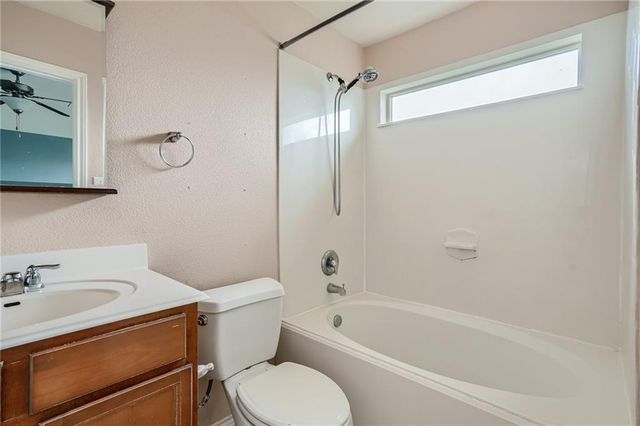 160 Wildfire CV, Buda, TX 78610