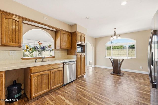 6271 Marsha Avenue, Simi Valley, CA 93063