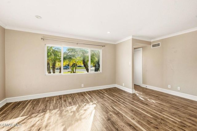 6271 Marsha Avenue, Simi Valley, CA 93063