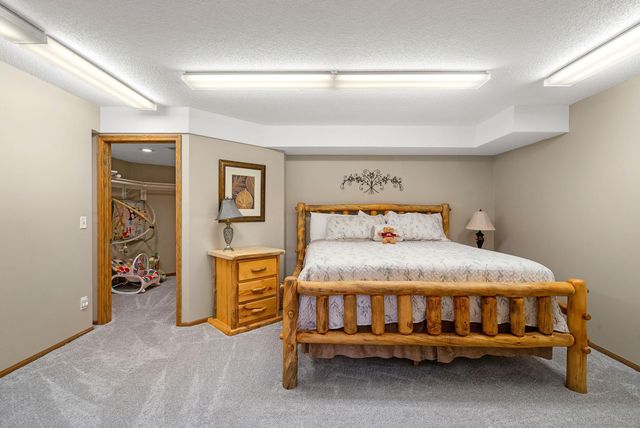 1246 Pond View Lane, White Bear Twp, MN 55110