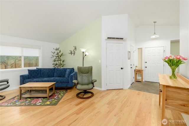 314 W Columbus Avenue, Port Angeles, WA 98362