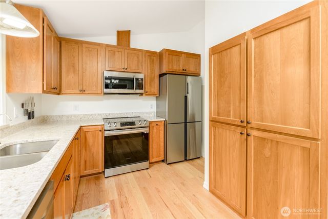 314 W Columbus Avenue, Port Angeles, WA 98362