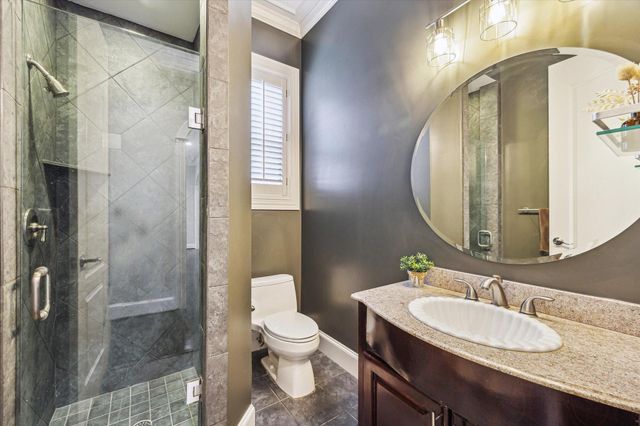 5311 Patrick Henry Street, Bellaire, TX 77401