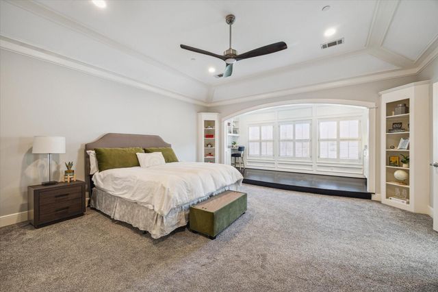 5311 Patrick Henry Street, Bellaire, TX 77401