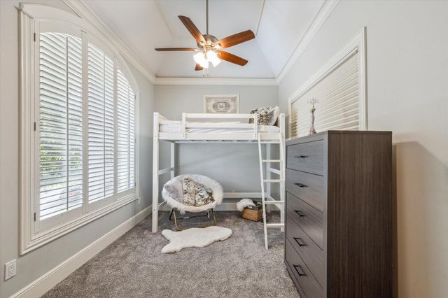 5311 Patrick Henry Street, Bellaire, TX 77401