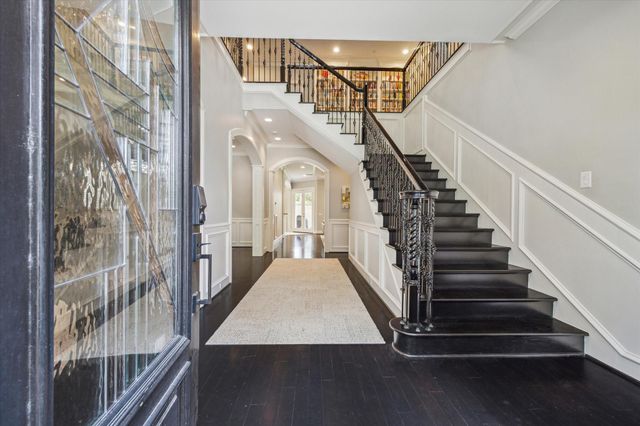 5311 Patrick Henry Street, Bellaire, TX 77401
