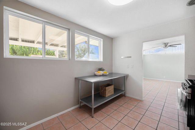 1821 S Chrysler Avenue, Tucson, AZ 85713