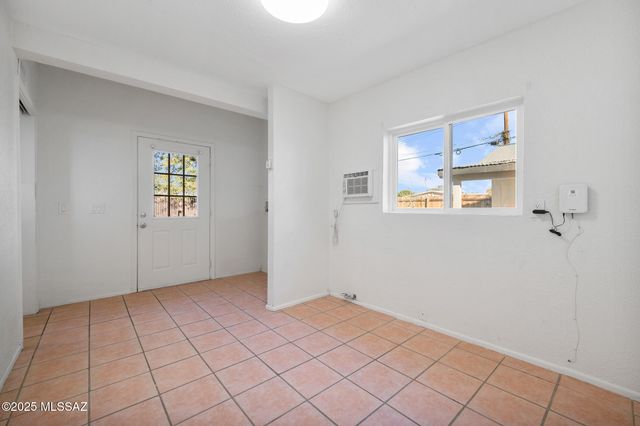 1821 S Chrysler Avenue, Tucson, AZ 85713