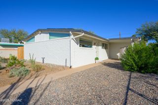 1821 S Chrysler Avenue, Tucson, AZ 85713