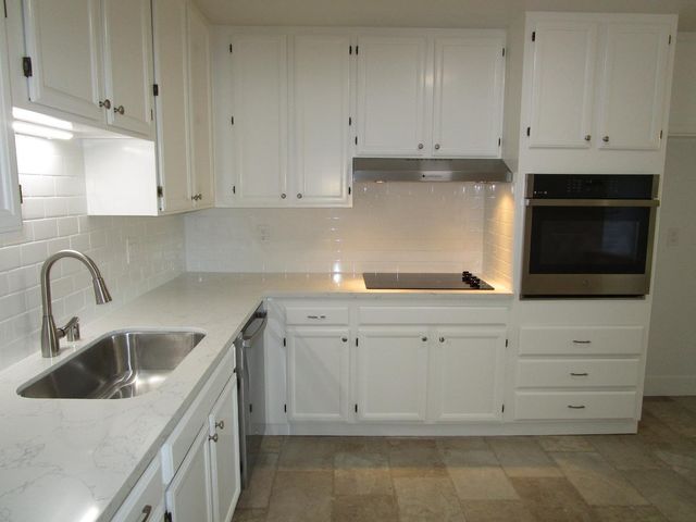 25 Villa Pacheco Court, Hollister, CA 95023