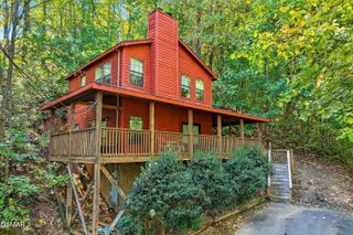 2061 Luzerne Drive, Gatlinburg, TN 37738