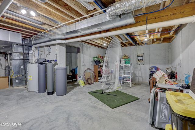 301 Copper Oaks Drive, Carl Junction, MO 64834