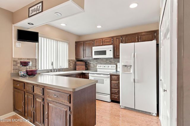 509 Tiffany Lane B, Manchester, NJ 08759