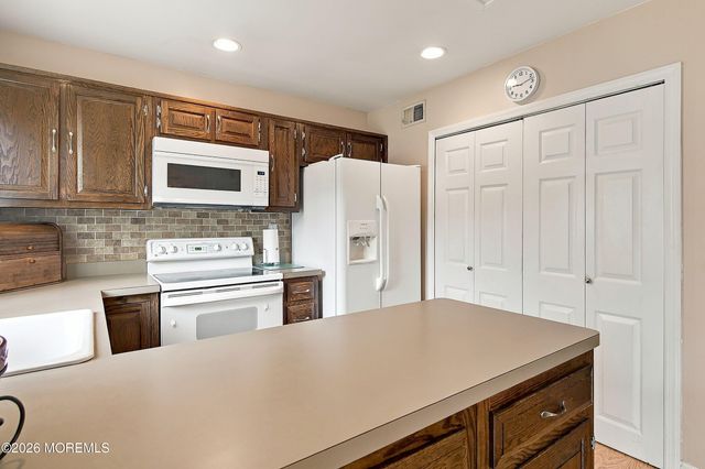 509 Tiffany Lane B, Manchester, NJ 08759