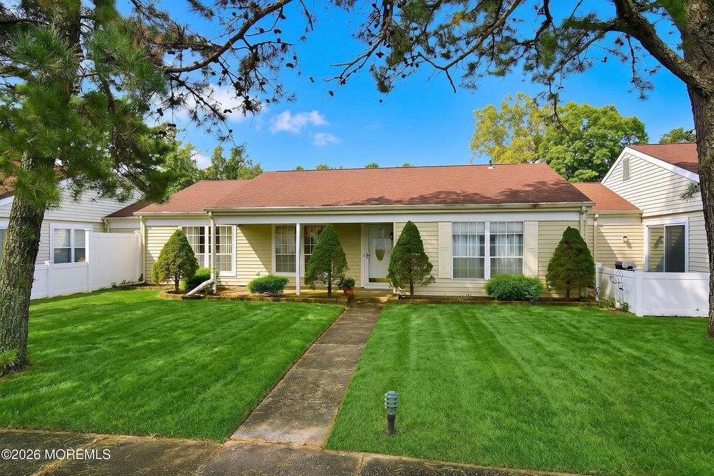 509 Tiffany Lane B, Manchester, NJ 08759