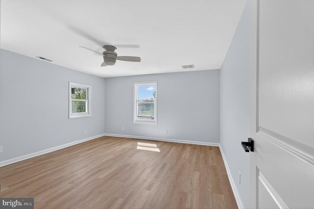 931 N MAIN ST, Williamstown, NJ 08094